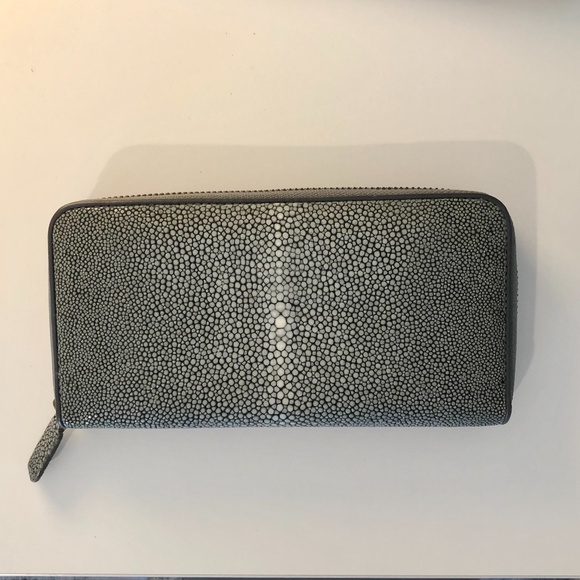 New VIVO Studios Stingray Leather Wallet / Purse - Picture 1 of 4